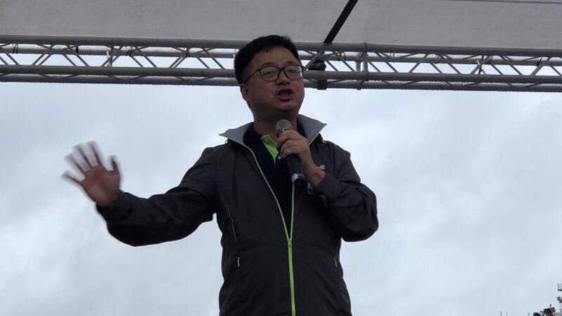 民进党秘书长罗文嘉出席“反红色媒体”集会致词。(记者夏小华摄)