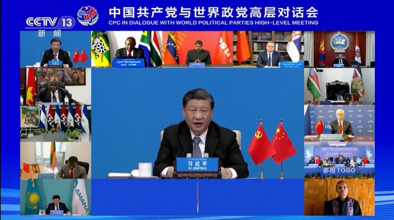 2023年3月15日,习近平在北京出席中国共产党与世界政党高层对话会并发表主旨讲话。(视频截图/美联社)