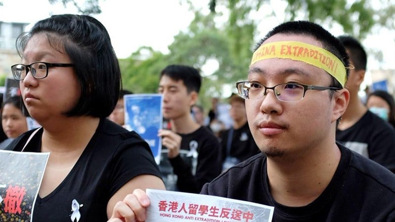 澳洲昆士兰大学中国留学生张树人参加校园反送中活动(张树人推特截图)