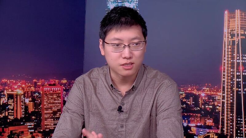 自媒体人“公子沈”提醒,中国借由小红书、抖音等渠道,分化台湾人民。(截图自“亚洲很想聊”节目)