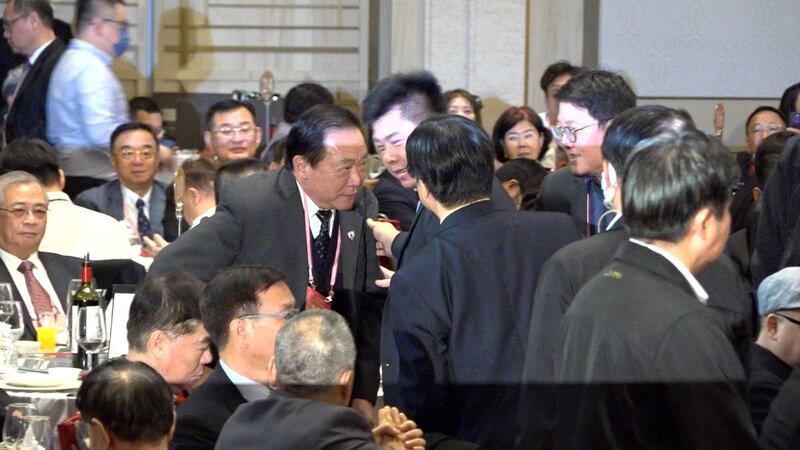 厦门市台商投资企业协会副会长叶永松对赖清德喊话,当家不闹事,反对大罢免立委活动。