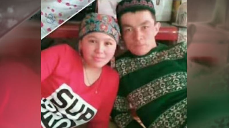 木拉提别克和妻子阿米娜。(志愿者提供/记者乔龙)