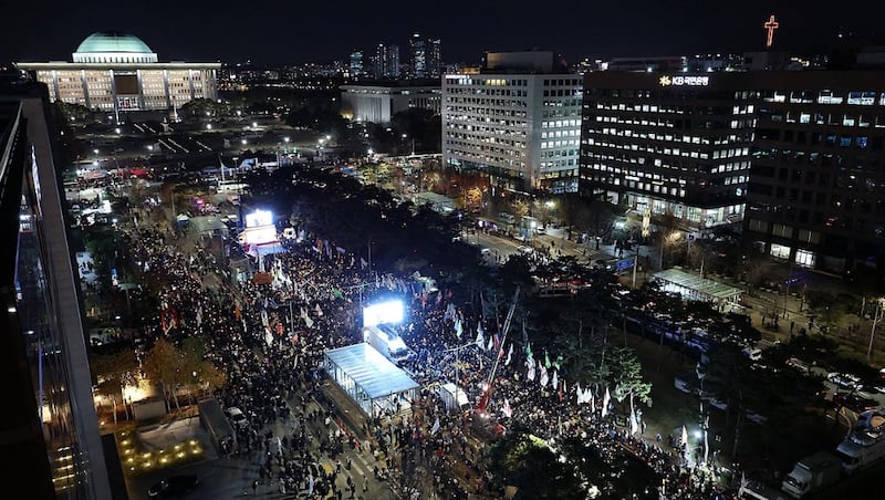 (사진)120624 촛불집회_연합.png