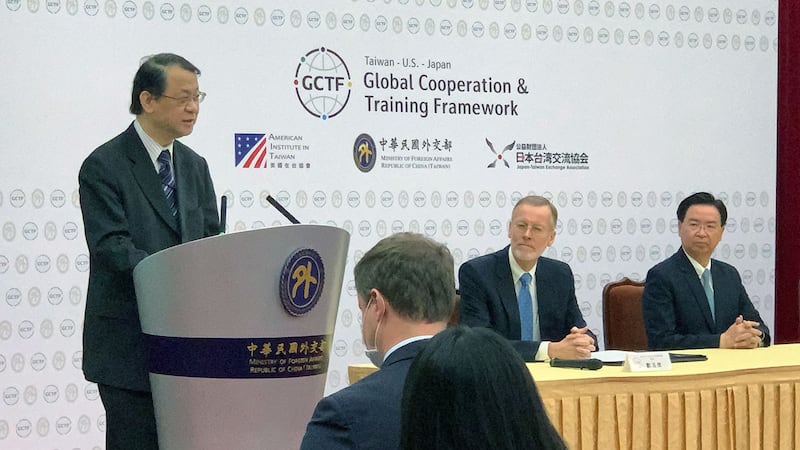 日本台湾交流协会代表泉裕泰致词。(记者夏小华摄)