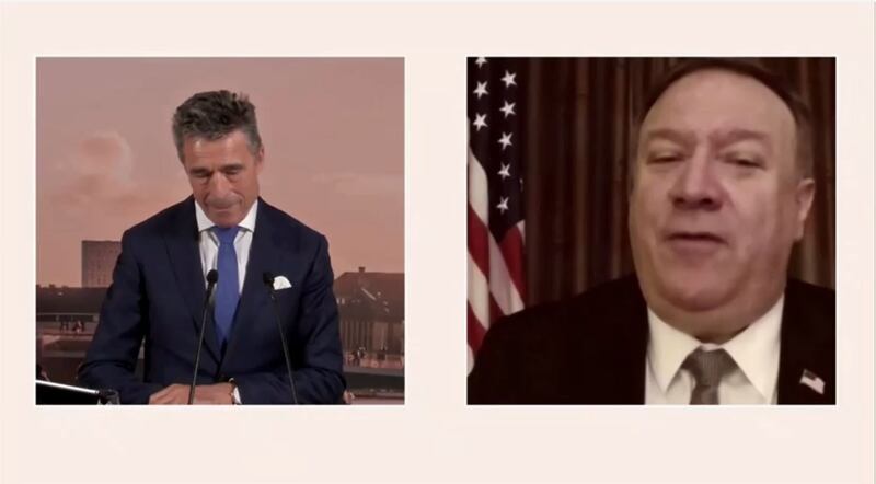 6月19日上午11:30,蓬佩奥通过视频在哥本哈根民主峰会上发表演讲。(路透社)