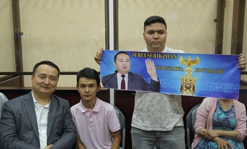 阿塔珠尔特志愿者创办人塞尔克坚。(志愿者提供/记者乔龙)