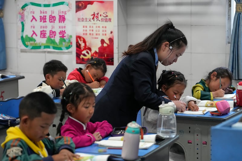 tibet-colonial-boarding-schools
