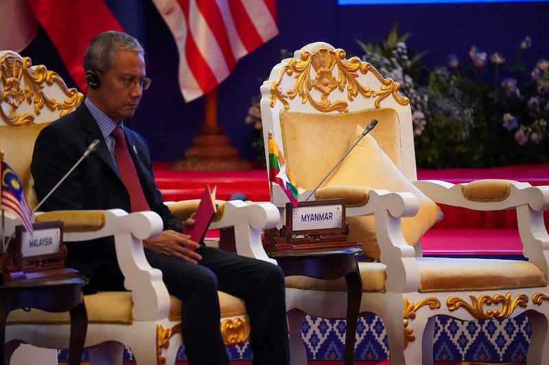 The Myanmar chair was left empty at a meeting with representatives of the ASEAN Inter-Parliamentary Assembly during the ASEAN Summit in Phnom Penh, Nov. 10, 2022. (Cindy Liu/Reuters)