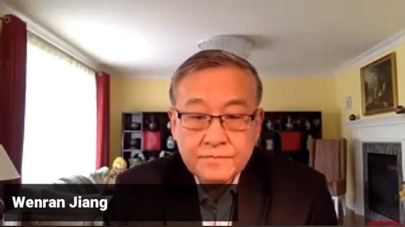 不列颠哥伦比亚大学(UBC)公共政策及环球事务学院客座教授姜闻然(视频截图)
