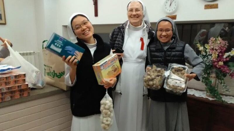 台湾3月31日致赠医疗物资给天主教灵医会罗马修女院。(驻教廷大使馆官网)