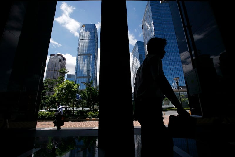 图为被喻为中国硅谷的深圳； 当局打压科技行业以来，大批科技公司裁员。（路透社图片）