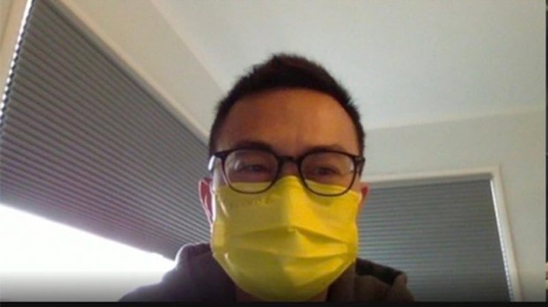 肯诺比在与记者进行视频访谈。(孙诚拍摄,独家首发)