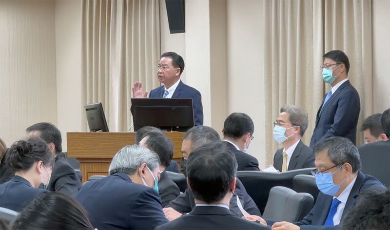 台湾外交部长吴钊燮23日在立法院就有关洪都拉斯传出将与台湾断交答询。(记者夏小华摄)