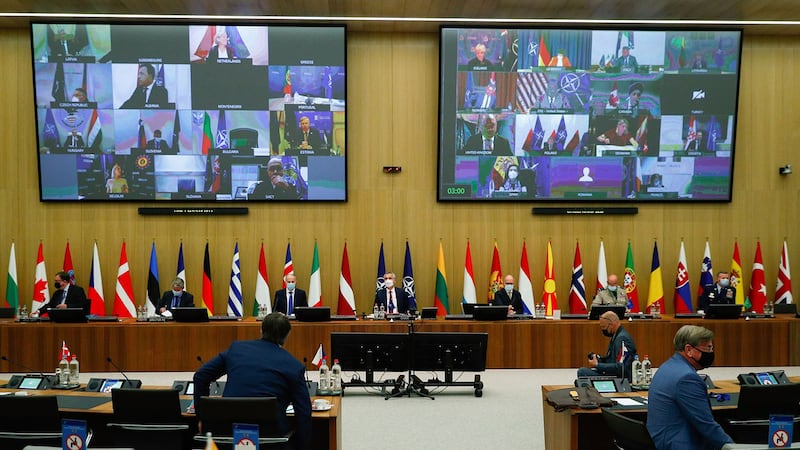 2021年6月1日，在布鲁塞尔北约总部举行北大西洋理事会在线会议。（美联社）