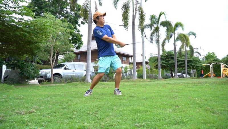 唐云在清迈除了写作,还打高尔夫球。(RFA)