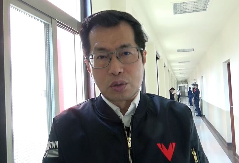 台湾民进党籍立法委员罗致政23日对洪都拉斯传出将与台湾断交相关问题接受自由亚洲电台访问。(记者夏小华摄)。