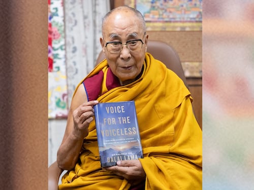 ༸གོང་ས་༸སྐྱབས་མགོན་ཆེན་པོ་མཆོག་གི་བཀའ་རྩོམ་ཕྱག་དེབ་གསར་པ་(Voice for the Voiceless)